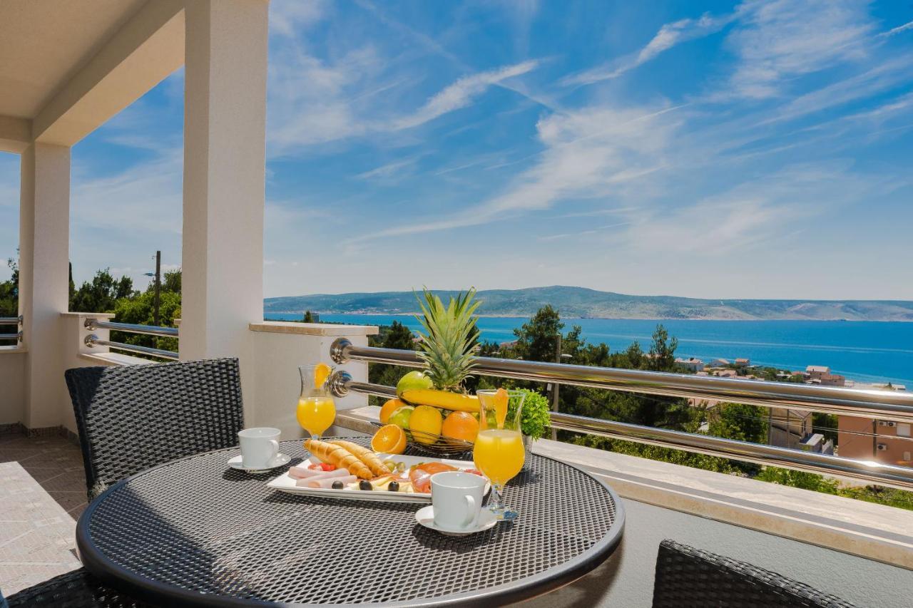 Apartmani Tomeri Starigrad Paklenica Esterno foto