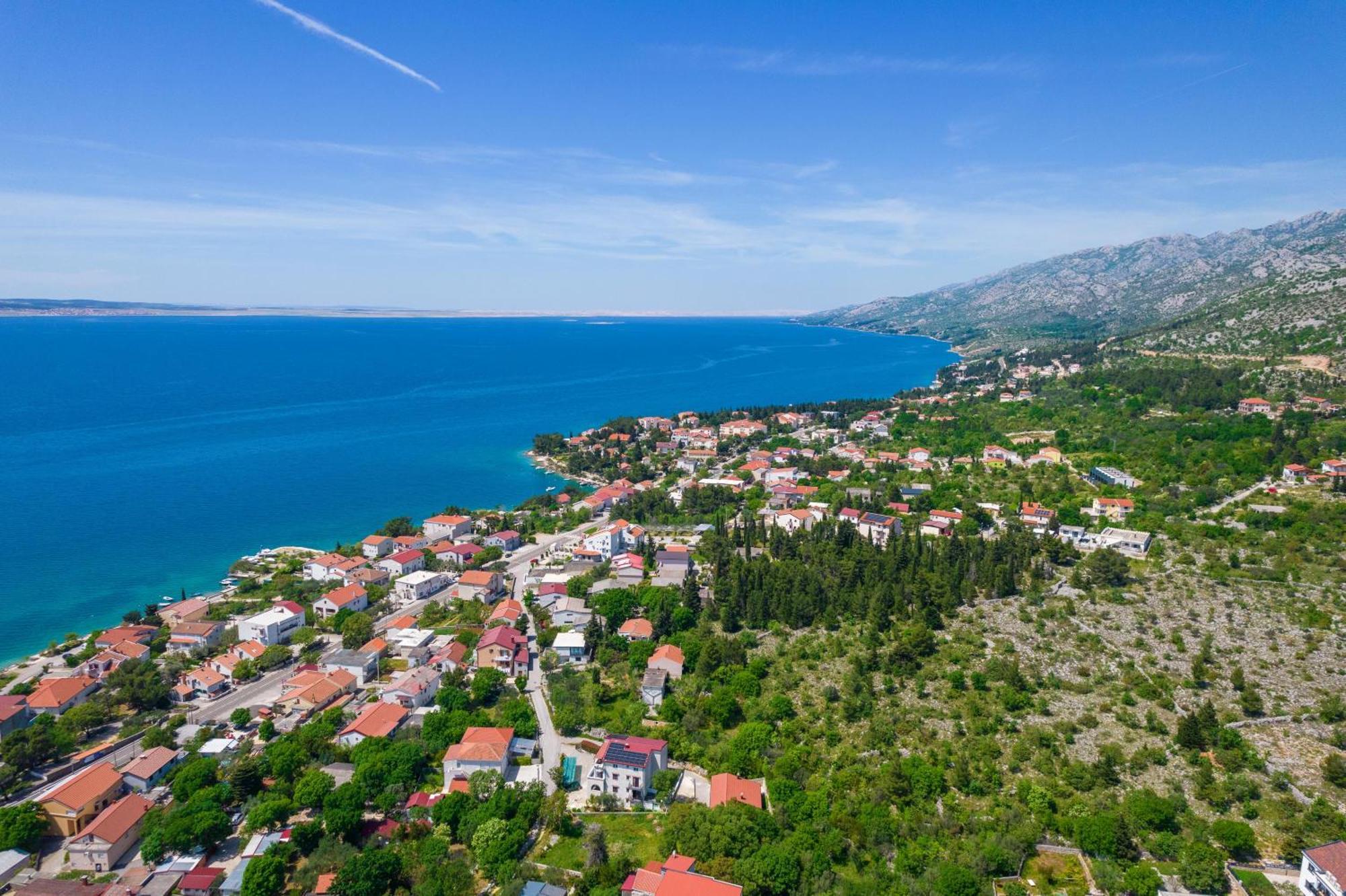 Apartmani Tomeri Starigrad Paklenica Esterno foto