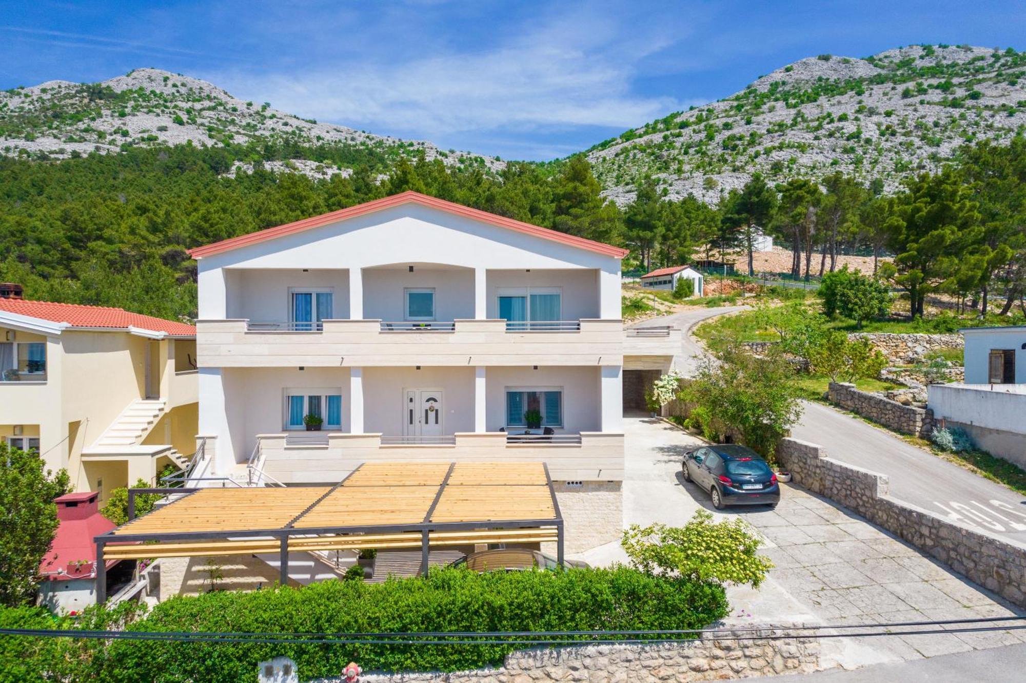 Apartmani Tomeri Starigrad Paklenica Esterno foto