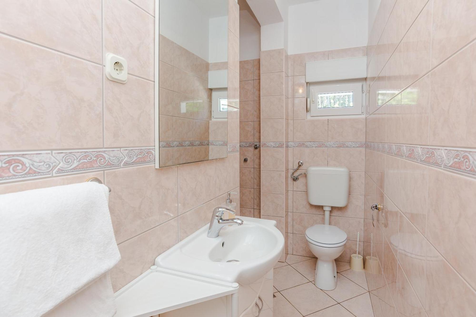 Apartmani Tomeri Starigrad Paklenica Esterno foto
